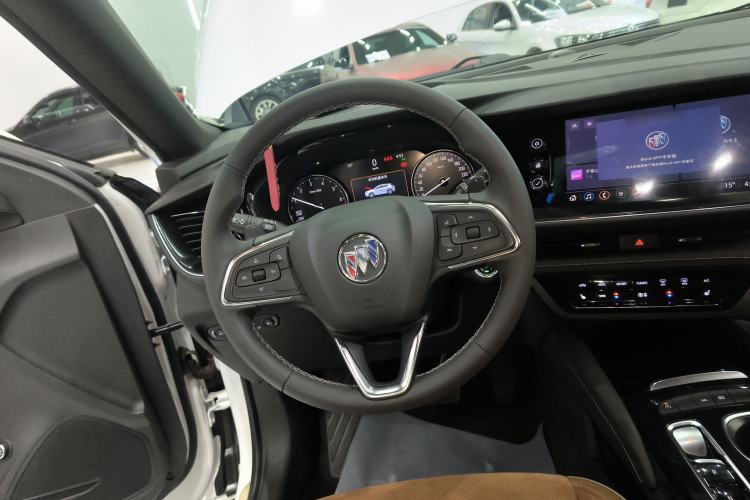 Used Buick Envision 2020 Encore S 652T Two-Wheel Drive Luxury Model Steering Wheel