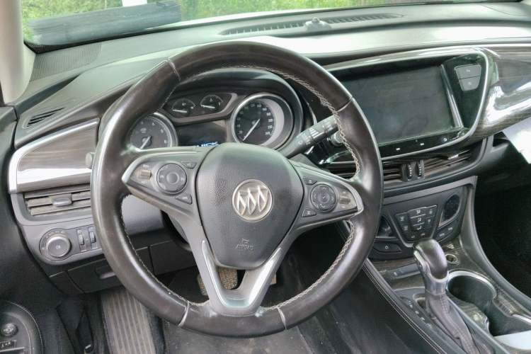 Used Buick Envision 2020 20T Two-Wheel Drive Elite Version Steering Wheel