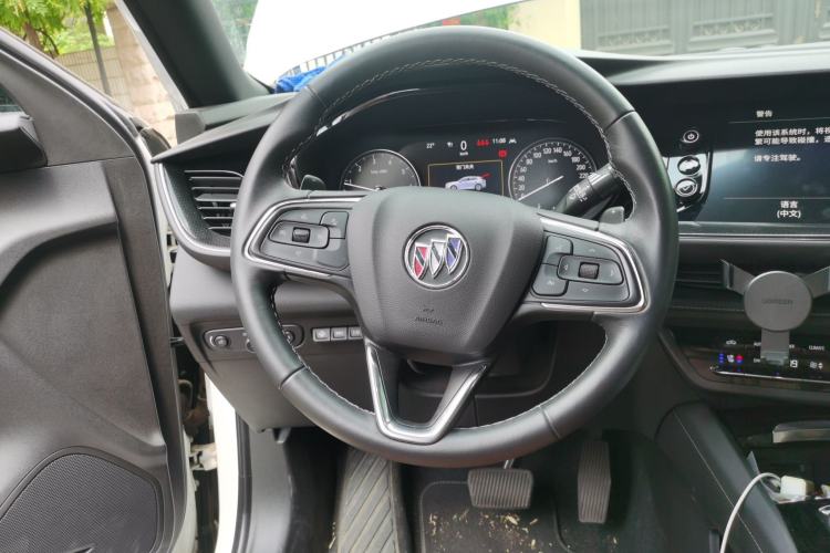 Used Buick Envision 2020 Encore GX S 652T Two-Wheel-Drive Limited-Edition S Sport Version Steering Wheel