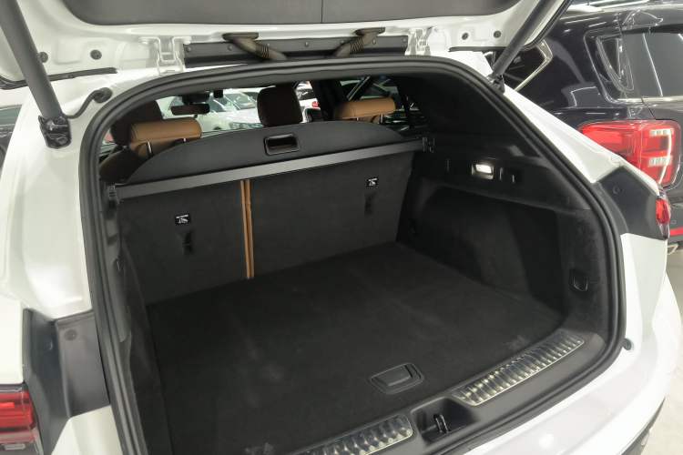 Used Buick Envision 2020 Encore S 652T Two-Wheel Drive Luxury Model Trunk