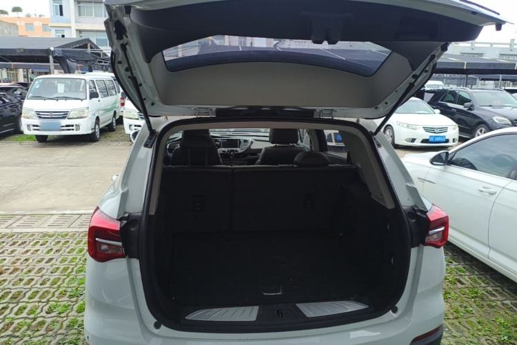 Used Buick Envision 2020 20T Two-Wheel Drive Leading Version Trunk