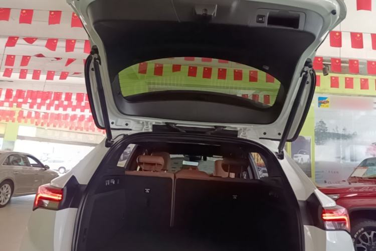 Used Buick Envision 2020 Encore S 652T Two-Wheel Drive Luxury Model Trunk