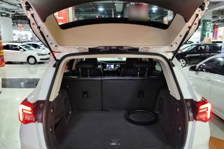 Used Buick Envision 2020 20T Two-Wheel Drive Leading Version Trunk