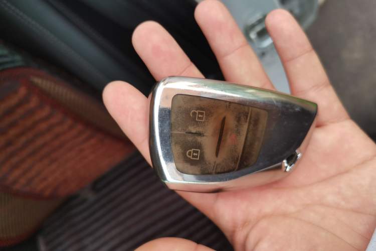 Used Buick Envision 2020 Onix S 652T Two-Wheel Drive Elite Model Vehicle Key