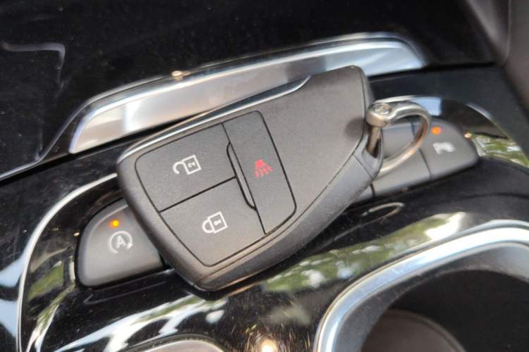 Used Buick Envision 2020 Onix S 652T Two-Wheel Drive Elite Model Vehicle Key