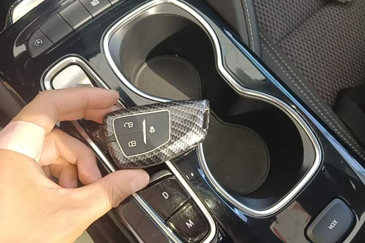 Used Buick Envision 2020 Onix S 652T Two-Wheel Drive Elite Model Vehicle Key