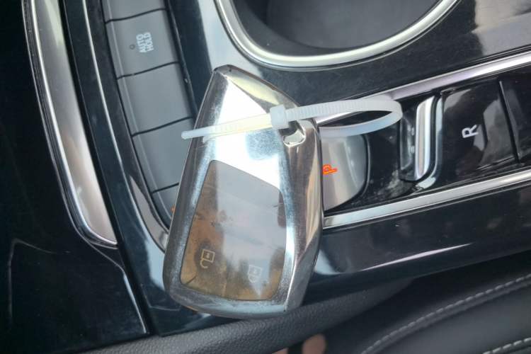 Used Buick Envision 2020 Onix S 652T Two-Wheel Drive Elite Model Vehicle Key