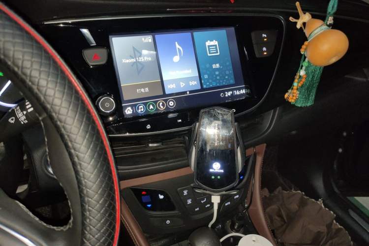 Used Buick Envision 2021 532T Two-Wheel-Drive Elite Version Audio And AC Panel