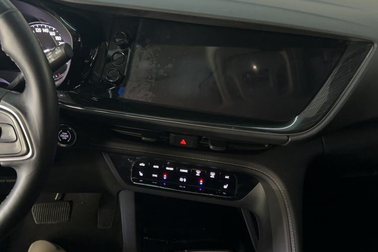 Used Buick Envision 2021 Encore Plus 652T Five-Seat Luxury Model Audio And AC Panel
