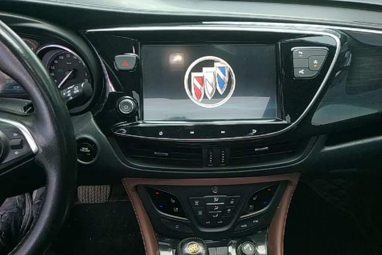 Used Buick Envision 2021 532T Two-Wheel-Drive Luxury Version Audio And AC Panel