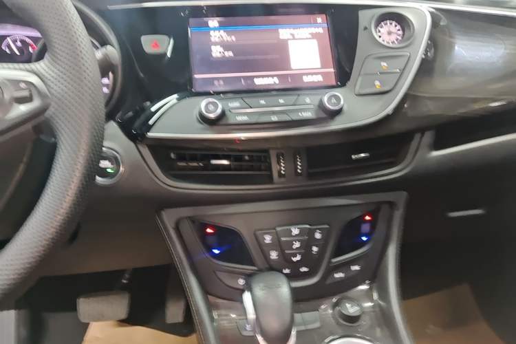 Used Buick Envision 2021 532T Two-Wheel-Drive Leading Version Audio And AC Panel