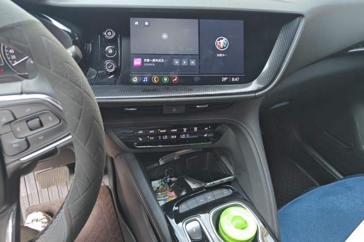 Used Buick Envision 2021 Encore Plus 652T Five-Seat Luxury Model Audio And AC Panel