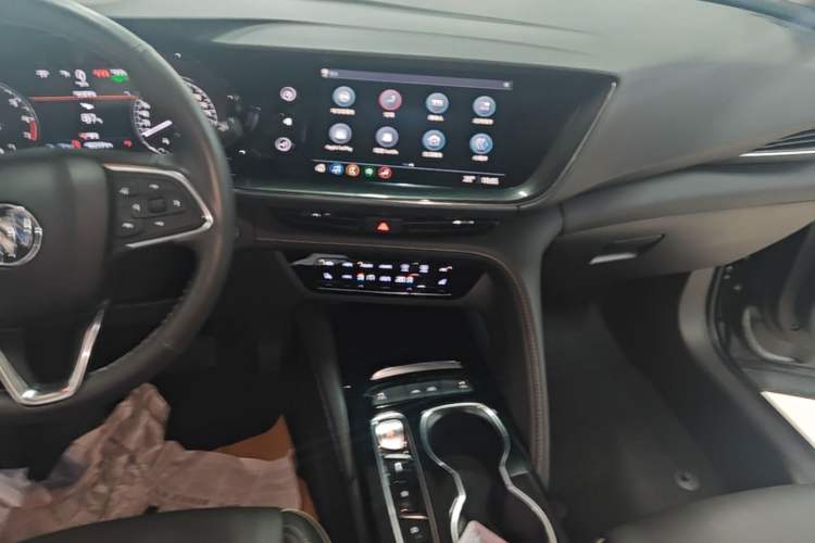 Used Buick Envision 2021 Encore Plus 652T Five-Seat Luxury Model Audio And AC Panel