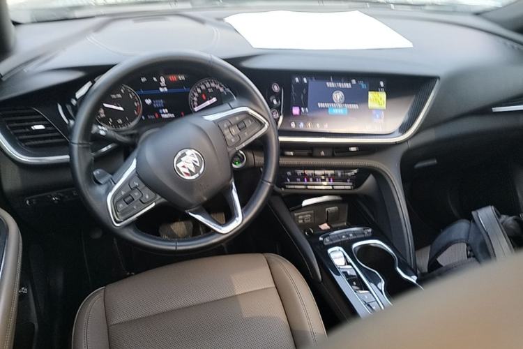 Used Buick Envision 2021 Encore Plus 652T Five-Seat Luxury Model Center Console