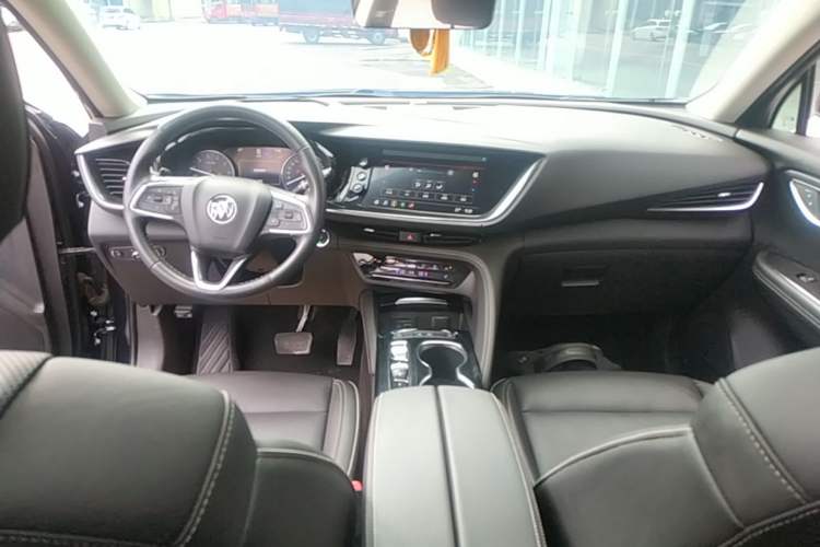 Used Buick Envision 2021 Encore Plus 652T Five-Seat Luxury Model Center Console