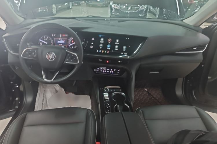 Used Buick Envision 2021 Encore Plus 652T Five-Seat All-Wheel-Drive Luxury Model Center Console