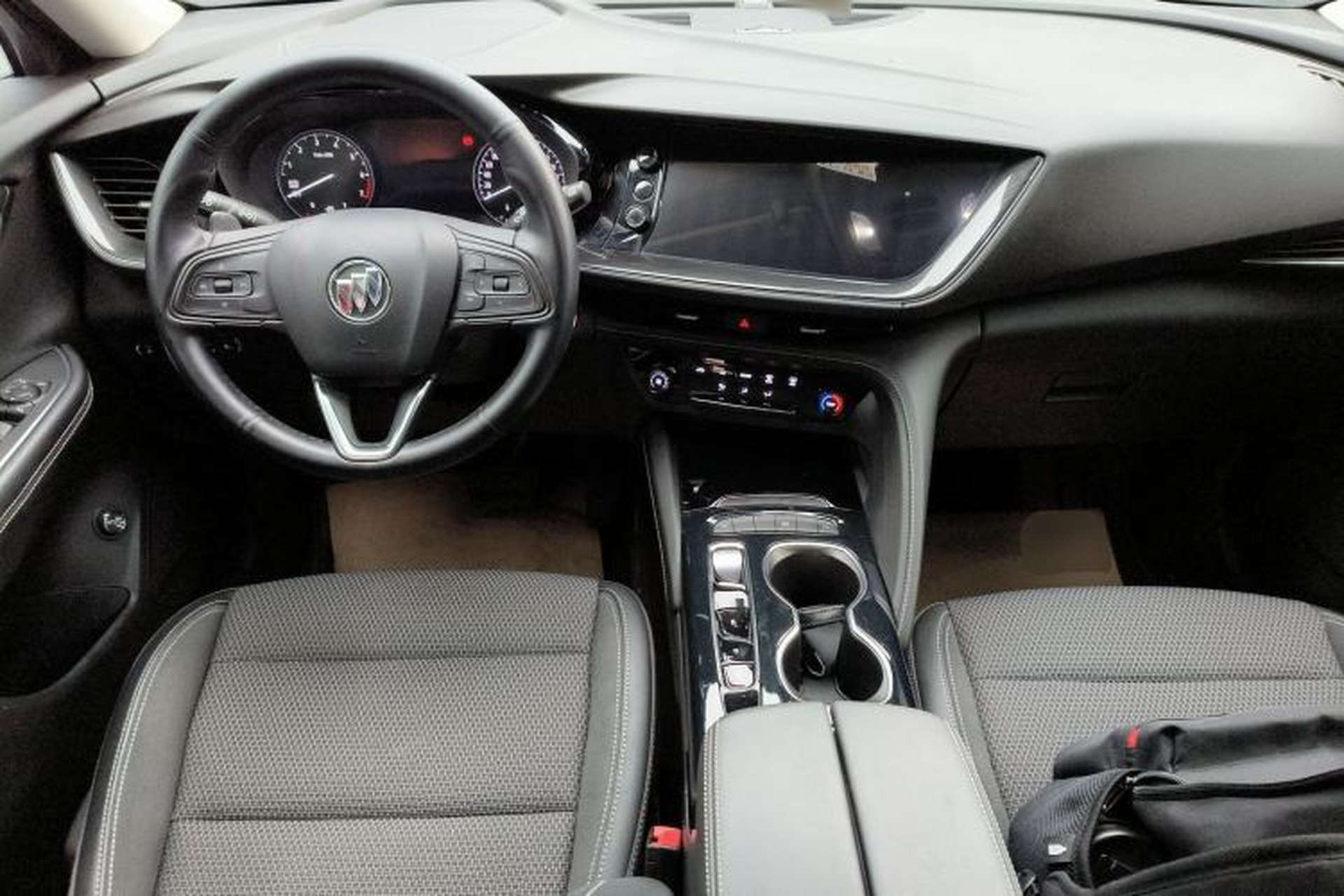 Used Buick Envision 2021 Encore Plus 652T Five-Seat Elite Model Center Console