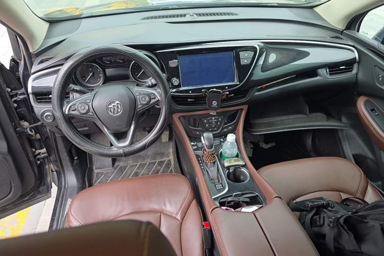 Used Buick Envision 2021 532T Two-Wheel-Drive Elite Version Center Console