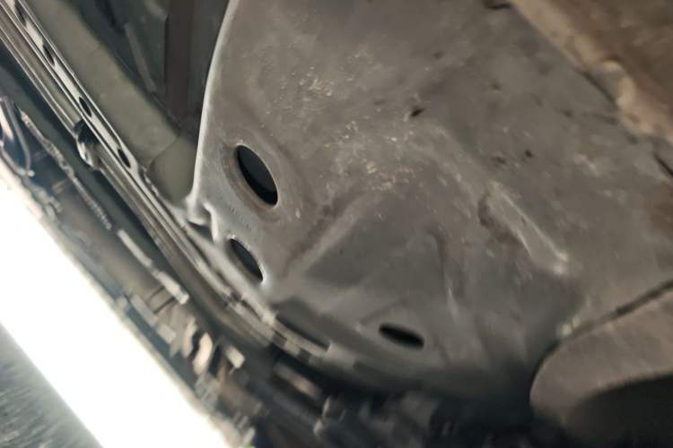 Used Buick Envision 2021 Encore Plus 652T Five-Seat Luxury Model Chassis Front Right