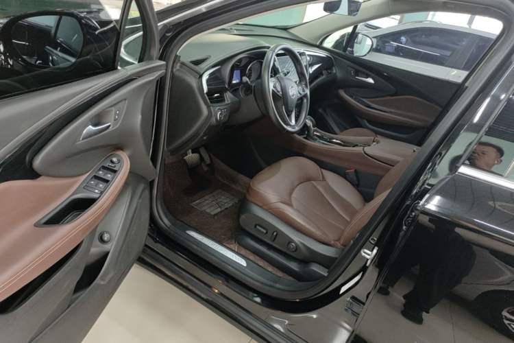 Used Buick Envision 2021 532T Two-Wheel-Drive Luxury Version Driver Seat