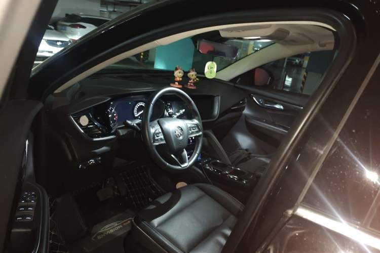 Used Buick Envision 2021 Encore Plus 652T 7-Seat Luxury Model Driver Seat