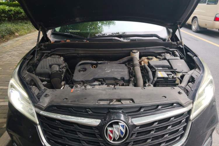 Used Buick Envision 2021 532T Two-Wheel-Drive Luxury Version Engine Bay