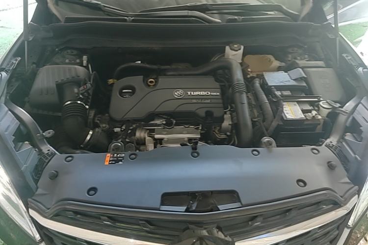 Used Buick Envision 2021 532T Two-Wheel-Drive Luxury Version Engine Bay