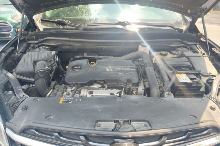Used Buick Envision 2021 532T Two-Wheel-Drive Luxury Version Engine Bay