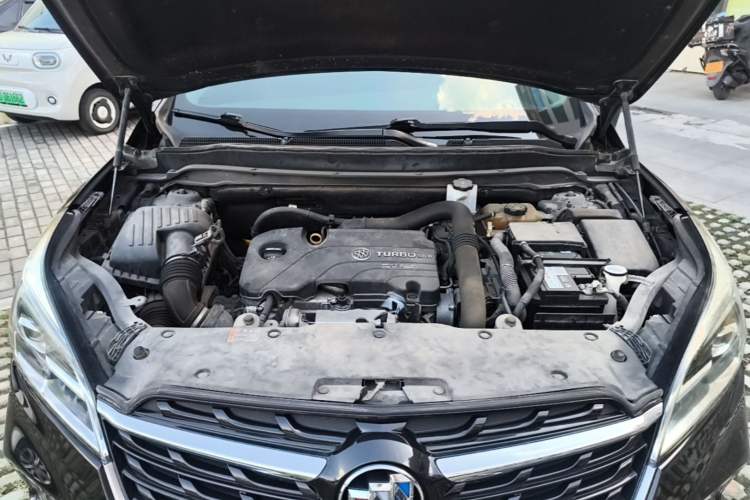 Used Buick Envision 2021 532T Two-Wheel-Drive Leading Version Engine Bay