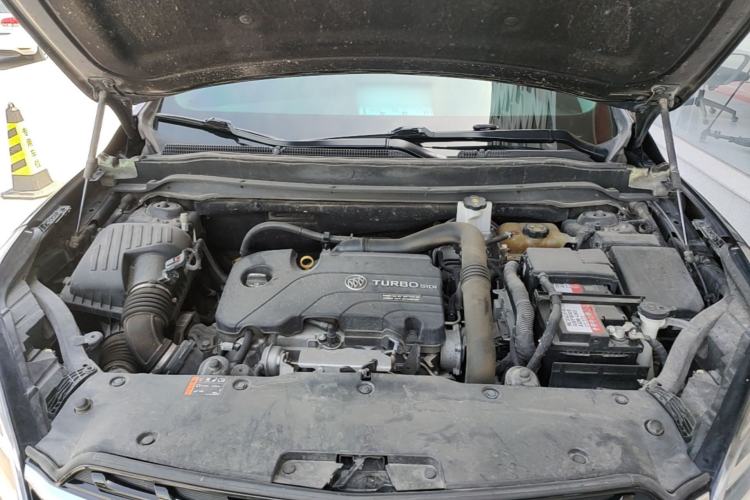 Used Buick Envision 2021 532T Two-Wheel-Drive Elite Version Engine Bay
