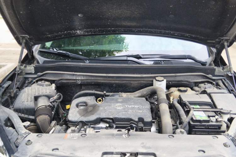 Used Buick Envision 2021 532T Two-Wheel-Drive Elite Version Engine Bay