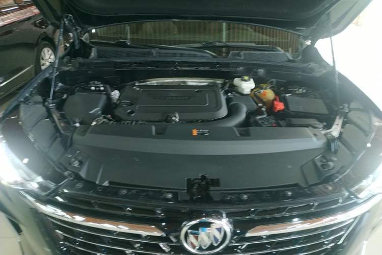 Used Buick Envision 2021 Encore Plus 652T Five-Seat Luxury Model Engine Bay