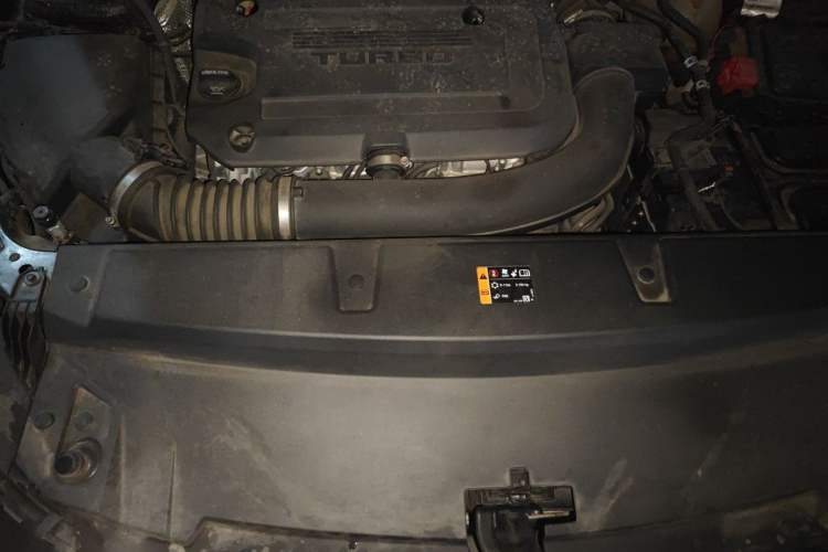 Used Buick Envision 2021 Encore Plus 652T Five-Seat Luxury Model Engine Bay