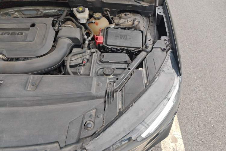 Used Buick Envision 2021 Encore Plus 652T Five-Seat Elite Model Engine Bay Left