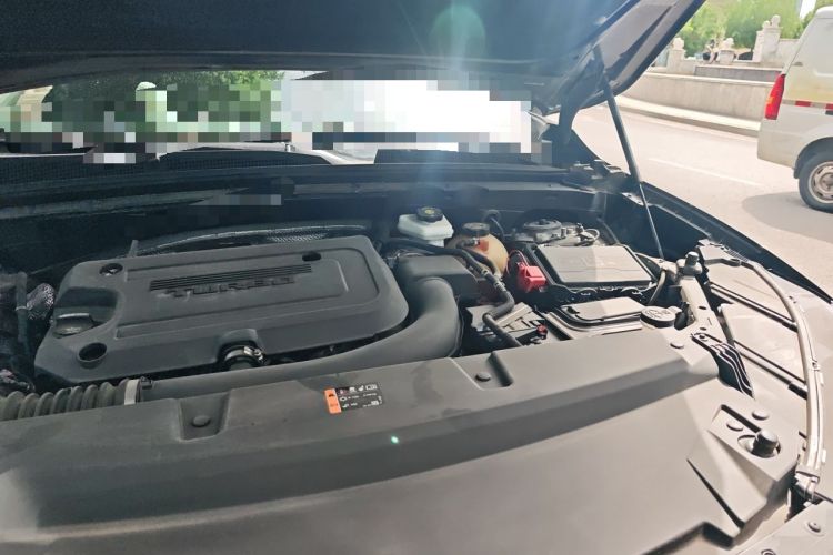 Used Buick Envision 2021 Encore Plus 652T Five-Seat Luxury Model Engine Bay Left