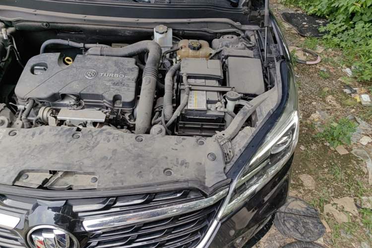 Used Buick Envision 2021 532T Two-Wheel-Drive Leading Version Engine Bay Left