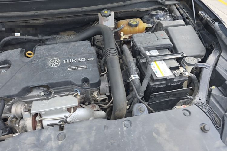 Used Buick Envision 2021 532T Two-Wheel-Drive Elite Version Engine Bay Left