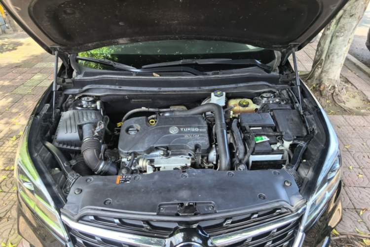 Used Buick Envision 2021 532T Two-Wheel-Drive Leading Version Engine Bay