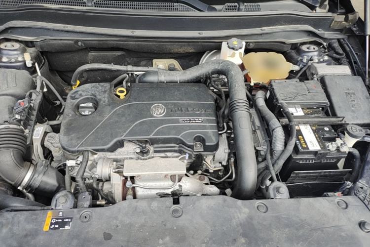 Used Buick Envision 2021 532T Two-Wheel-Drive Elite Version Engine Bay