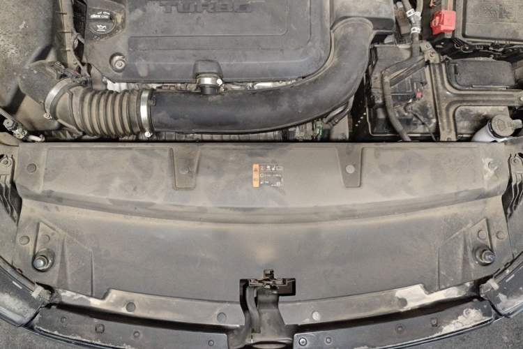 Used Buick Envision 2021 Encore Plus 652T Five-Seat Luxury Model Engine Bay