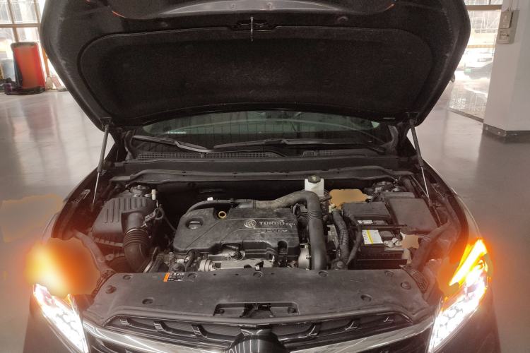 Used Buick Envision 2021 532T Two-Wheel-Drive Luxury Version Engine Bay