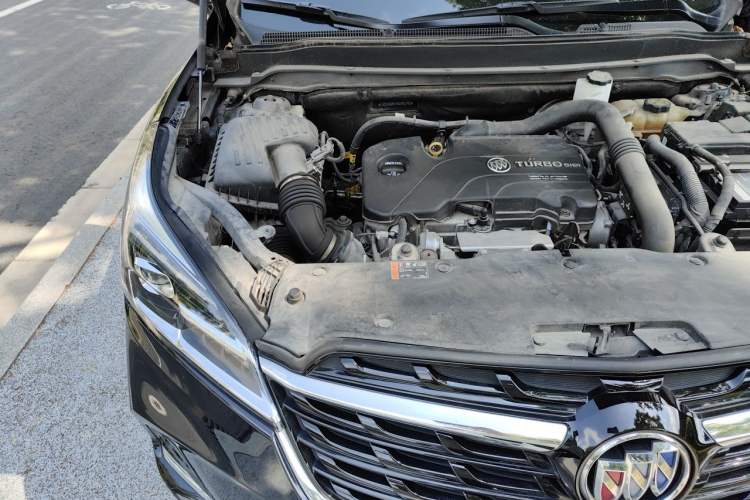Used Buick Envision 2021 532T Two-Wheel-Drive Elite Version Engine Bay Right