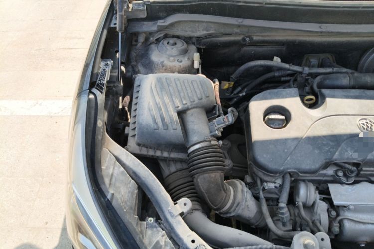 Used Buick Envision 2021 532T Two-Wheel-Drive Elite Version Engine Bay Right