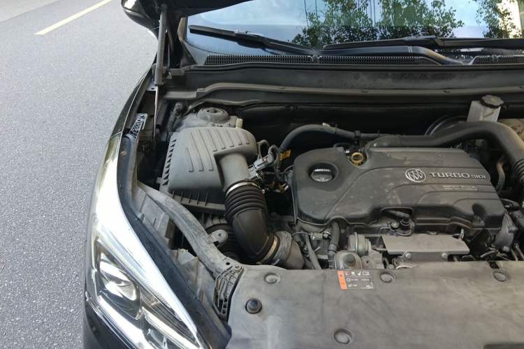 Used Buick Envision 2021 532T Two-Wheel-Drive Leading Version Engine Bay Right