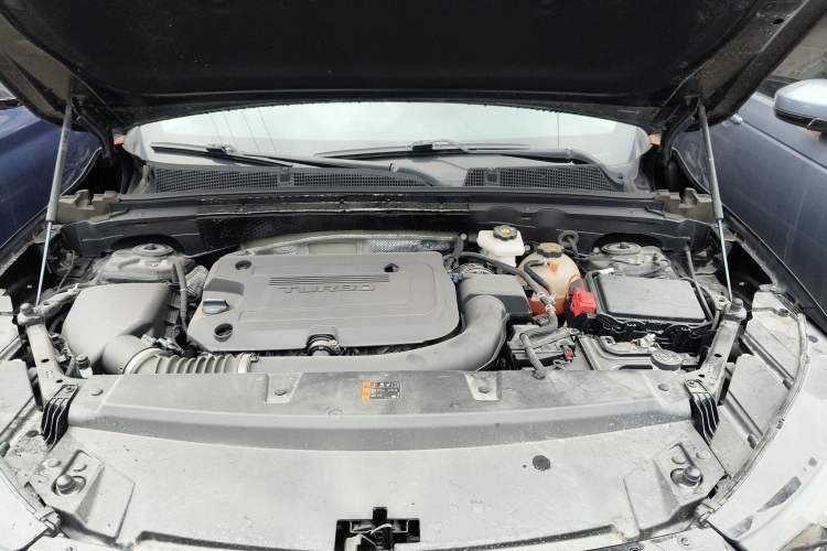 Used Buick Envision 2021 Encore Plus 652T Five-Seat Elite Model Engine Bay