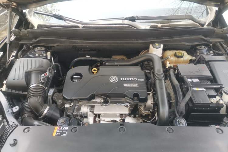 Used Buick Envision 2021 532T Two-Wheel-Drive Luxury Version Engine Bay