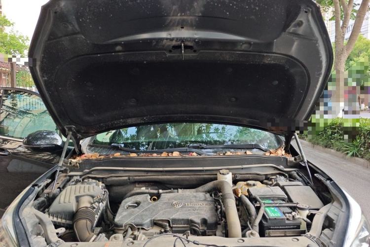Used Buick Envision 2021 532T Two-Wheel-Drive Elite Version Engine Bay