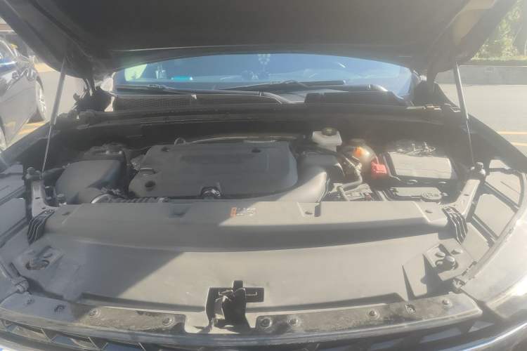 Used Buick Envision 2021 Encore Plus 652T 7-Seat Luxury Model Engine Bay