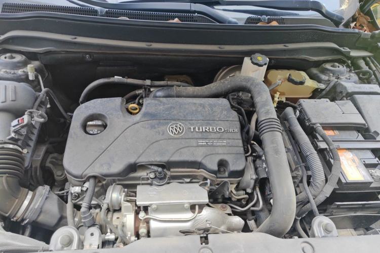 Used Buick Envision 2021 532T Two-Wheel-Drive Elite Version Engine Bay