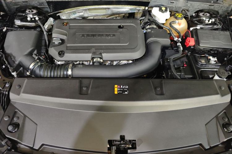 Used Buick Envision 2021 Encore Plus 652T Five-Seat Elite Model Engine Bay